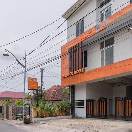 מלון Koolkost Near State Museum Of North Sumatera מדאן מראה חיצוני תמונה